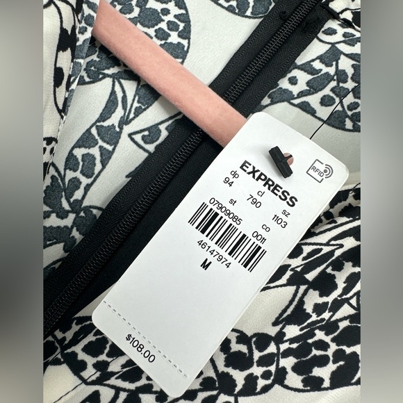 Express Printed Long Sleeve Portofino Shirt Jumpsuit - Size M $108 - Picture 6 of 10